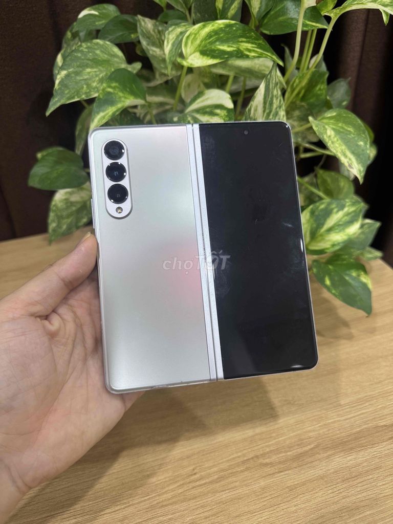 Samsung Z Fold 3 512GB Bạc Like New CÓ TRẢ GÓP. Mua bán Điện thoại tại Quận Hoàng Mai Hà Nội được đăng bởi Gia Vinh hình 1
