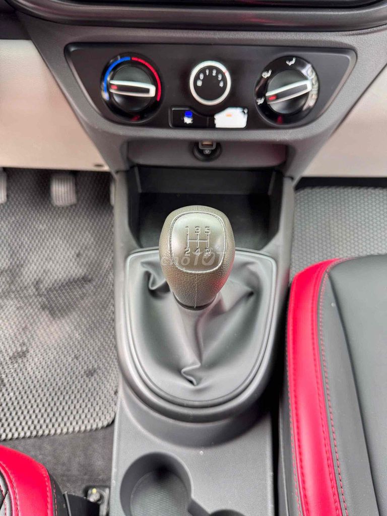 Номер этажа Hyundai i10 2024 Белый 50.000 км