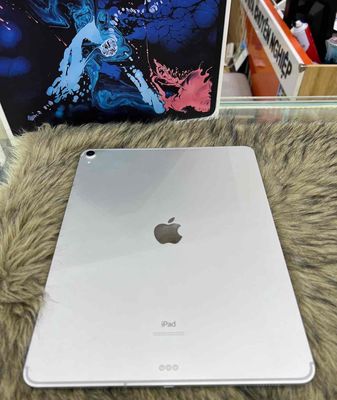 iPad Pro 2018 silver 12.9 inch 256 Silver 4G pin 9