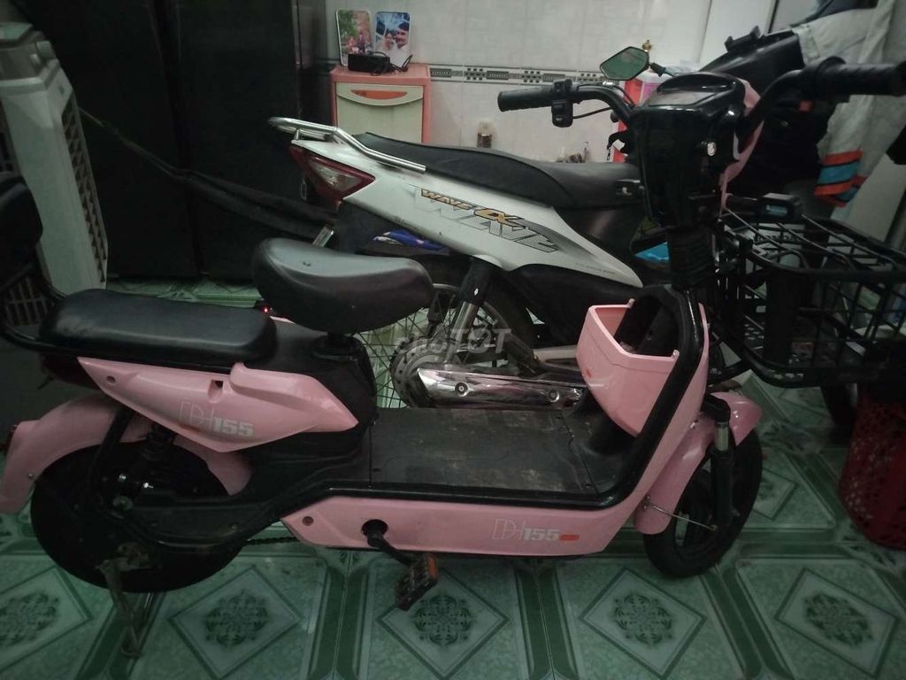 E cần bán xe đạp điện láp ráp mua đc khoảng 2tháng. Mua bán Xe điện tại Thành phố Thuận An Bình Dương được đăng bởi Nguyễn Thảo hình 1