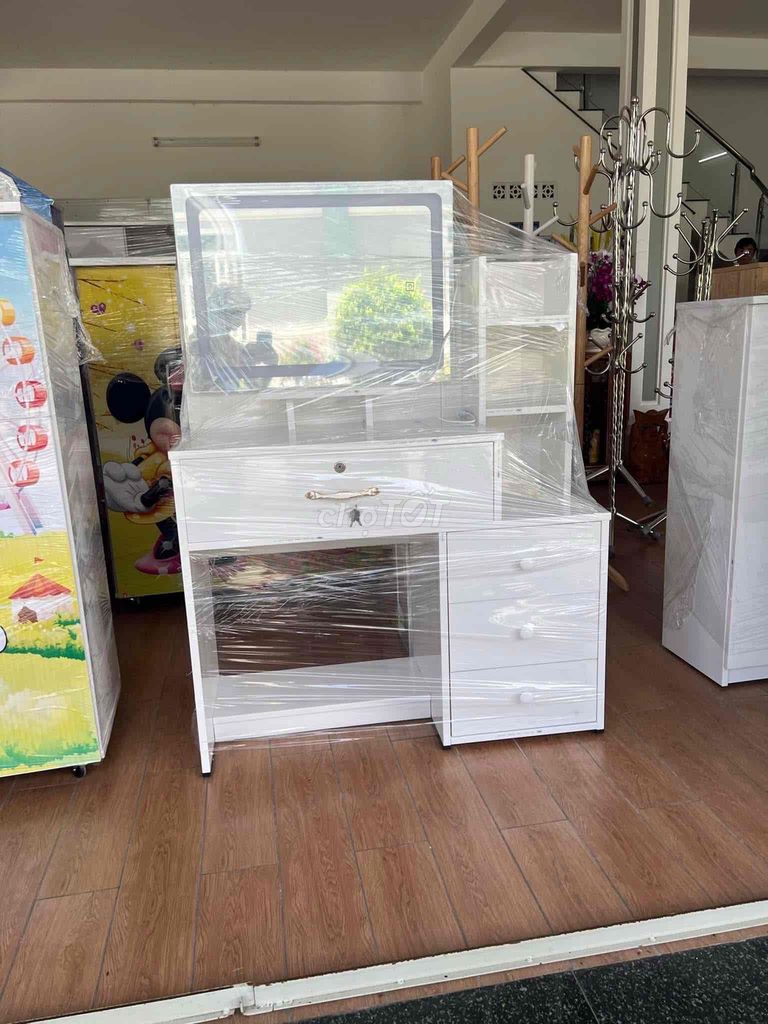 Bàn trang điểm gỗ hiện đại. Mua bán Tủ, kệ gia đình tại Thành phố Cao Lãnh Đồng Tháp được đăng bởi Minh Thiện hình 1