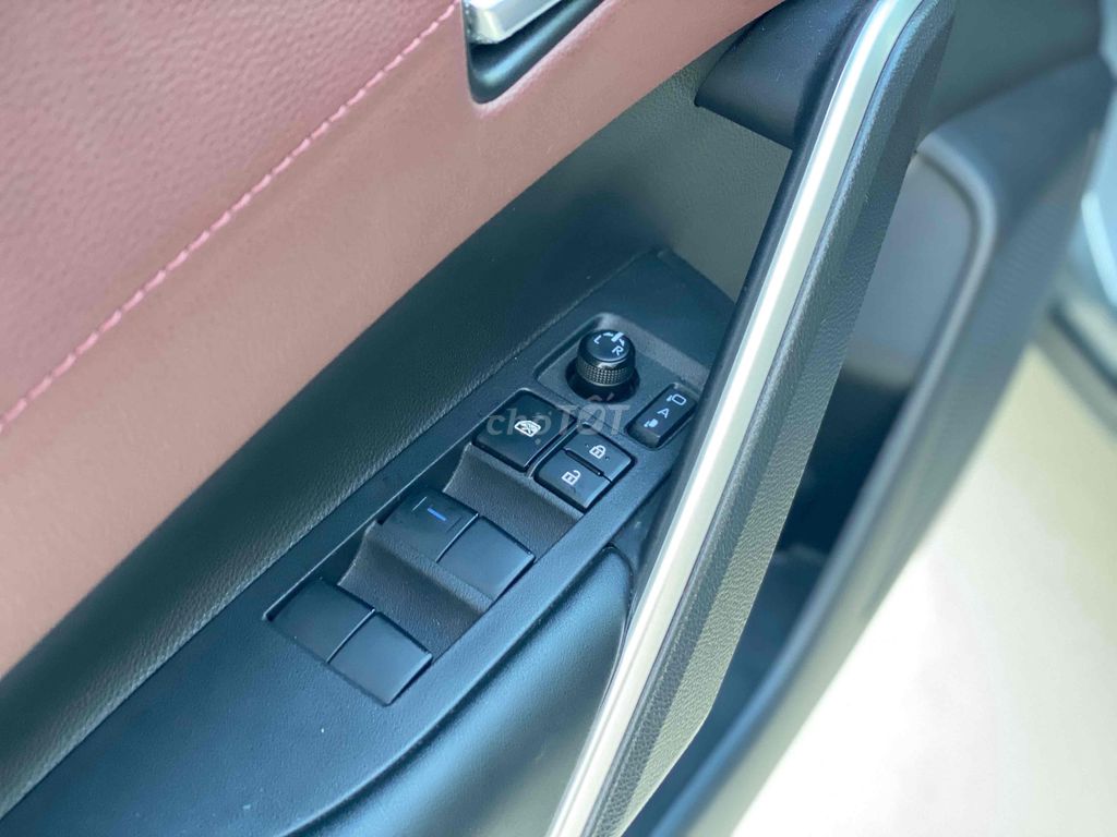 Toyota Corolla Cross 2022 1.8G - 14000 km. Mua bán Ô tô tại Quận Bình Thạnh Tp Hồ Chí Minh được đăng bởi Toyota Sure hình 11