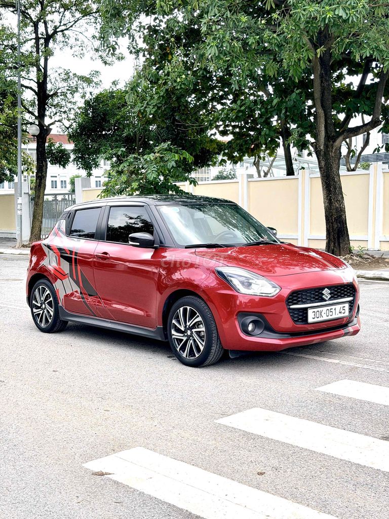 Suzuki Swift 2022 - 39000 km. Mua bán Ô tô tại Quận Long Biên Hà Nội được đăng bởi Đào Việt Phương hình 4