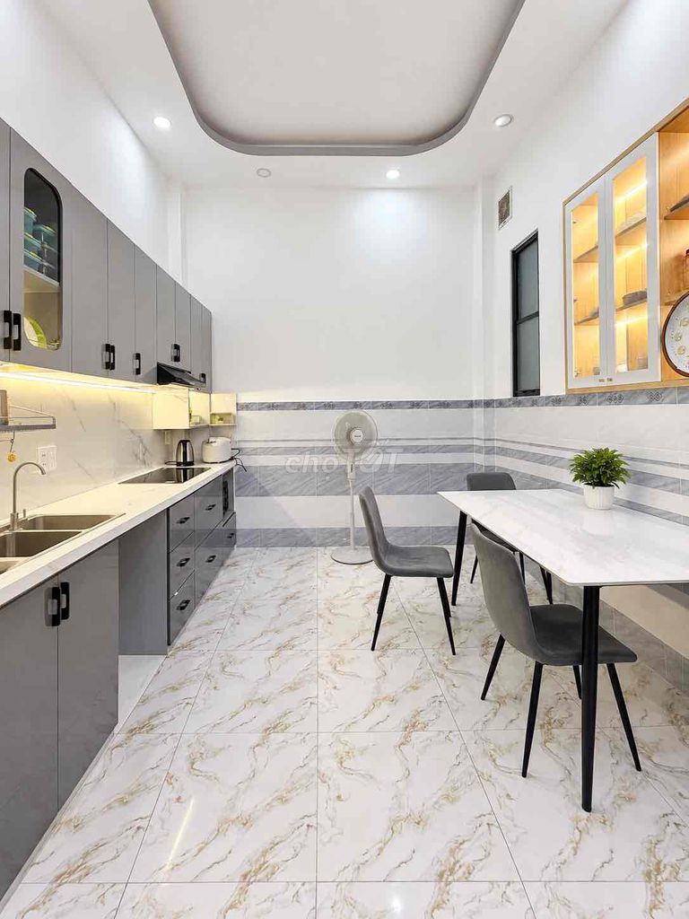Дом на Hoàng Hoa Thám, Bình Thạnh, 40 м², 4 этажа, 8.7 млрд