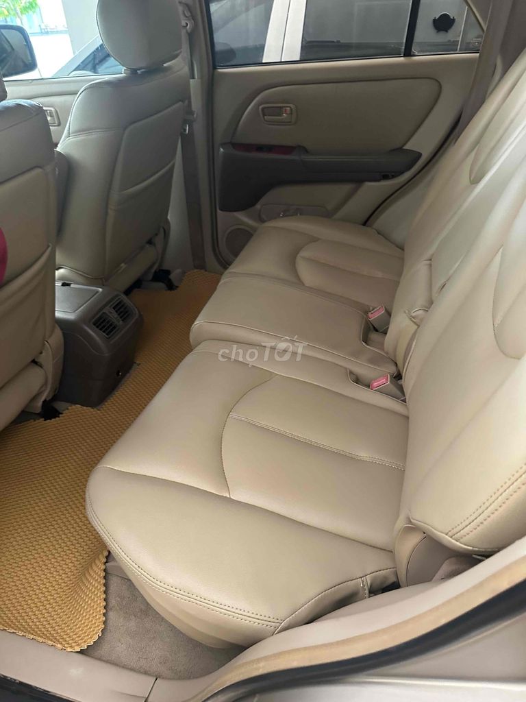 Lexus RX 300 Vàng cát 5 chỗ. Mua bán Ô tô tại Thành phố Biên Hòa Đồng Nai được đăng bởi Tran Hieu Car hình 5