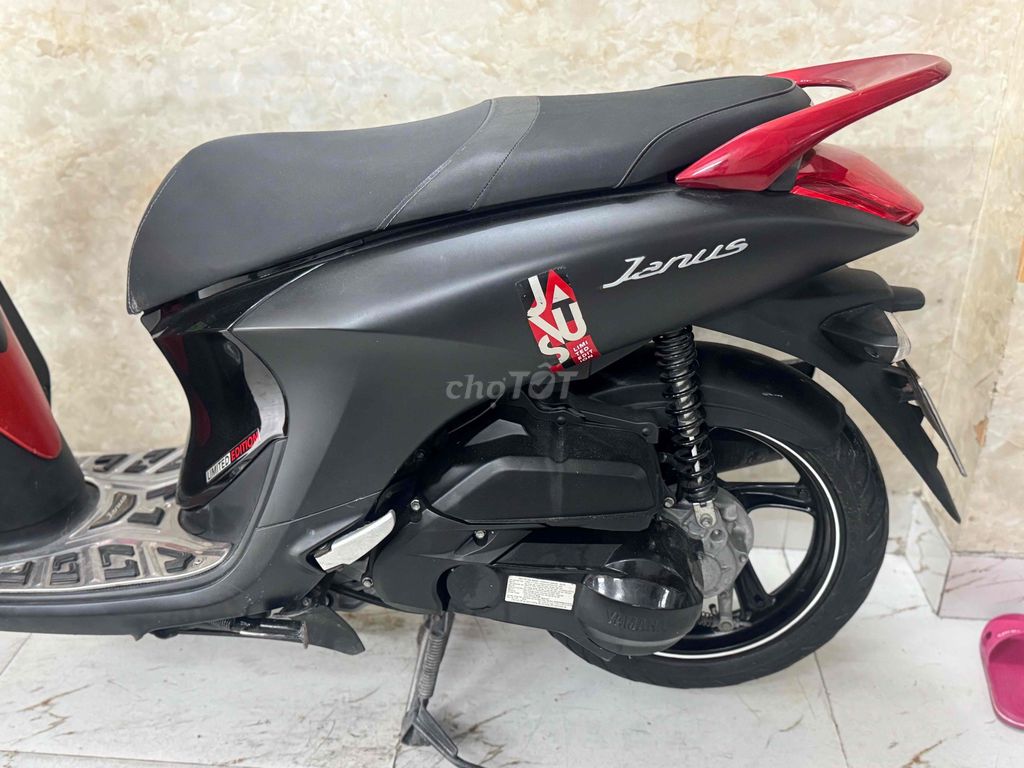 Janut khoá ga 2020 màu đen mù mới keng 43E1-582.90. Mua bán Xe máy tại Quận Sơn Trà Đà Nẵng được đăng bởi Minh Dũng bán trả góp 136 vân đồn  hình 5