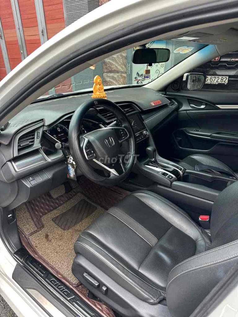 Honda Civic 2020 G 1.8 AT - 51000 km. Mua bán Ô tô tại Quận Gò Vấp Tp Hồ Chí Minh được đăng bởi nguyễn quốc trinh hình 16
