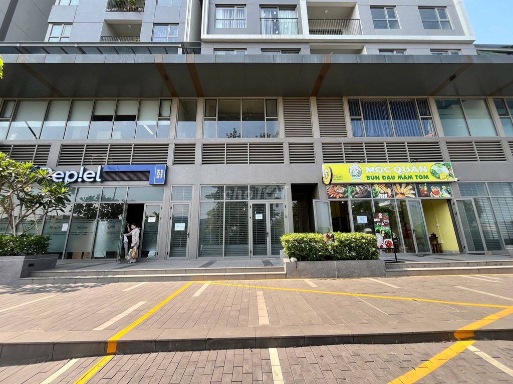 Bán Gấp SHOPHOUSE Mặt Tiền Giá 7.4x Tỉ ,DT 107m2, Mặt Chính WESTGATE