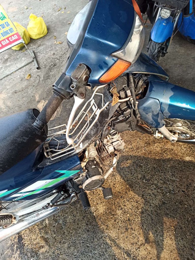 Honda Wave Anfa 2002 LỐC ĐEN STP CÒN BẢNG TEST GỐC. Mua bán Xe máy tại Quận Bình Tân Tp Hồ Chí Minh được đăng bởi LÊ TRUNG VIỄN. hình 18