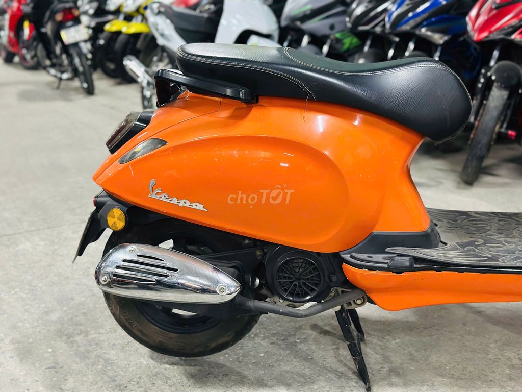 XE MÁYTHANH TÙNG_VESPA 50CC MÀU CAM XE RẤT ĐẸP. Mua bán Xe máy tại Quận Nam Từ Liêm Hà Nội được đăng bởi THANH TÙNG hình 3