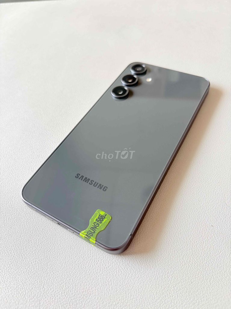 Samsung S24FE 128GB 2sim Zin Ap Pin trâu 4700mah. Mua bán Điện thoại tại Quận Ninh Kiều Cần Thơ được đăng bởi  Anh Lê hình 1