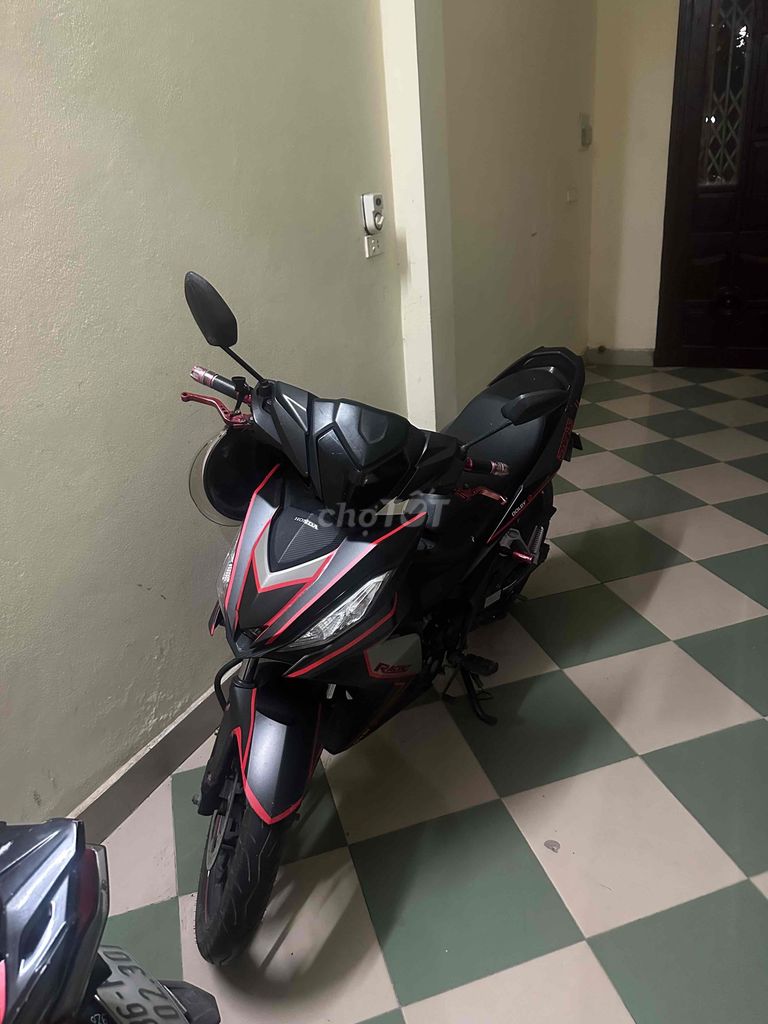 bán winner 2017 chạy chuẩn 4,8 van bốc giá 14,3 tr. Mua bán Xe máy tại Thành phố Bắc Ninh Bắc Ninh được đăng bởi MR tuan hình 4