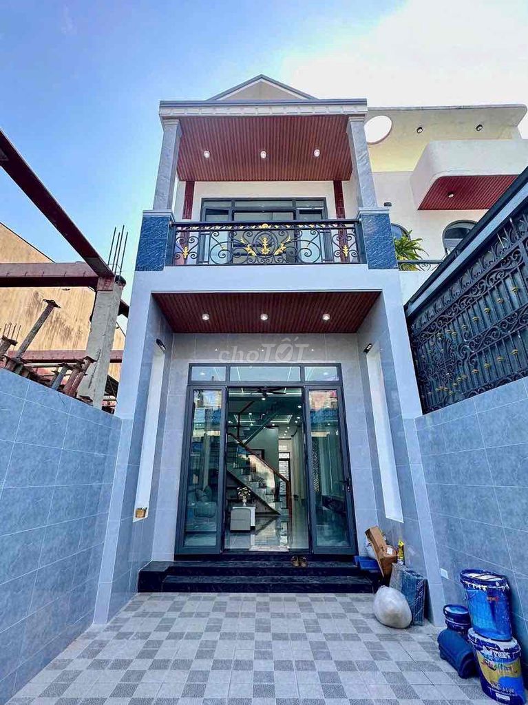 BÁN NHÀ THỔ CƯ HOÀN CÔNG NGAY CẦU SĂN MÁU