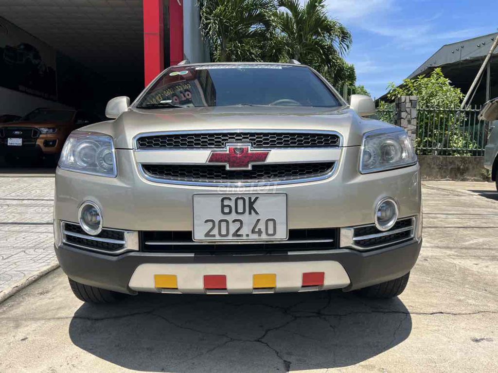 Chevrolet Captiva 2009 LT 2.4 MT