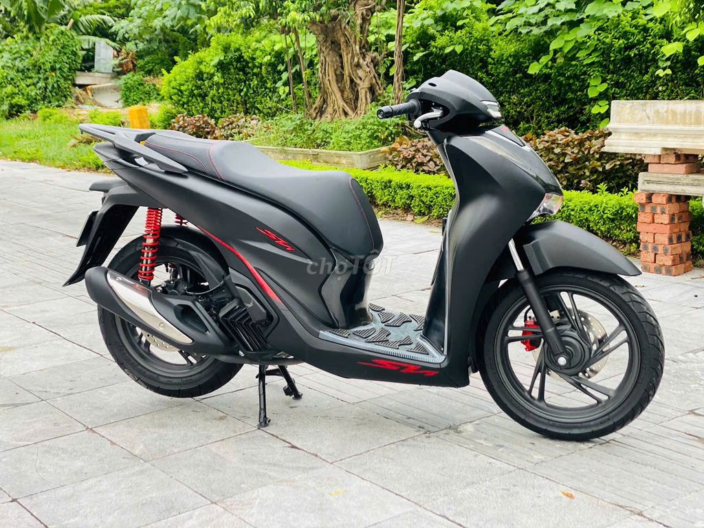 HONDA SH 160 ABS 2025CÓ HỖ TRỢ TRẢ GÓP 5TR NHẬN XE. Mua bán Xe máy tại Quận Nam Từ Liêm Hà Nội được đăng bởi Trịnh Lan Hương hình 2