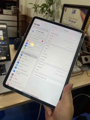iPad Pro 2020 128gb wifi pin 90 zin đẹp rẻ. Mua bán Máy tính bảng tại Quận Cầu Giấy Hà Nội được đăng bởi Đỗ Kỷ