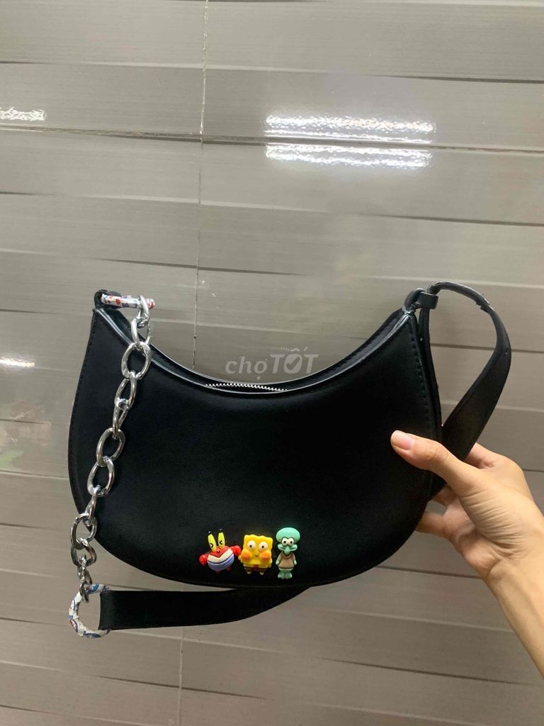 Túi xách nữ thời trang đen trẻ trung. Mua bán Túi xách tại Quận Hoàng Mai Hà Nội được đăng bởi Tên chưa cung cấp hình 1
