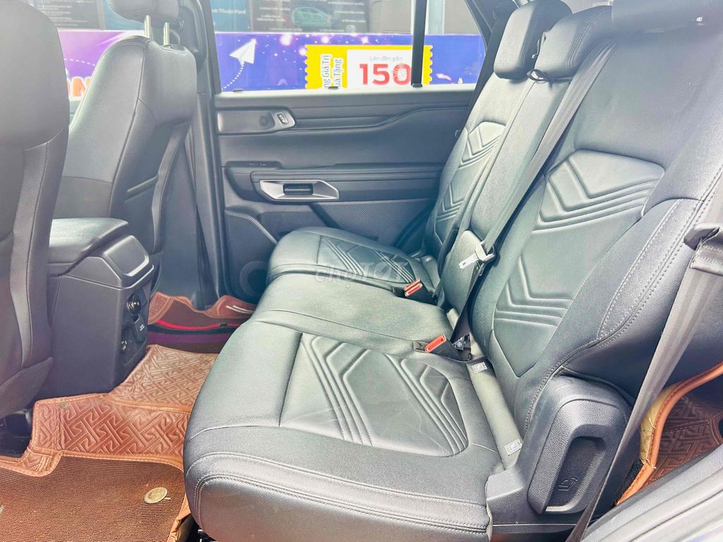 Ford Everest 2023 Titanium 2.0L 4x2 AT - 45000 km. Mua bán Ô tô tại Thành phố Buôn Ma Thuột Đắk Lắk được đăng bởi Hoài Chỉnh Ford hình 8