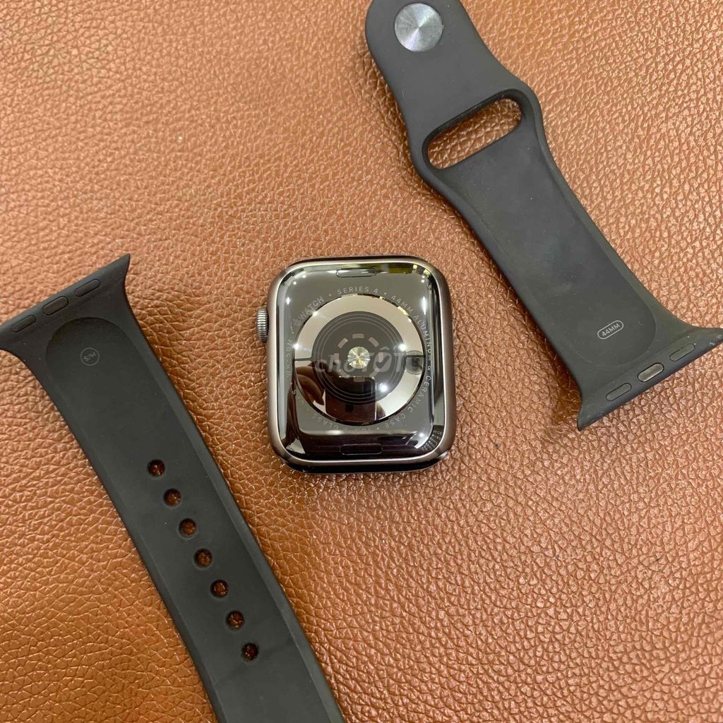 Apple Watch Series 4 44mm nhôm Gray. Mua bán Thiết bị đeo thông minh tại Quận Nam Từ Liêm Hà Nội được đăng bởi Tantonystore hình 4