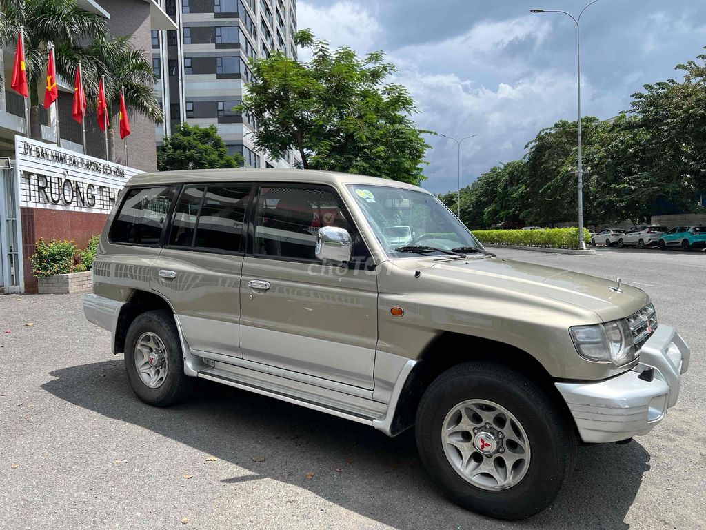 Mitsubishi Pajero 20*** km. Mua bán Ô tô tại Quận 11 Tp Hồ Chí Minh được đăng bởi Nam hình 6