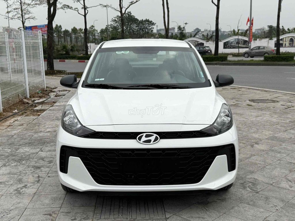 Hyundai I10 Sedan 2025 Белый 2800 км
