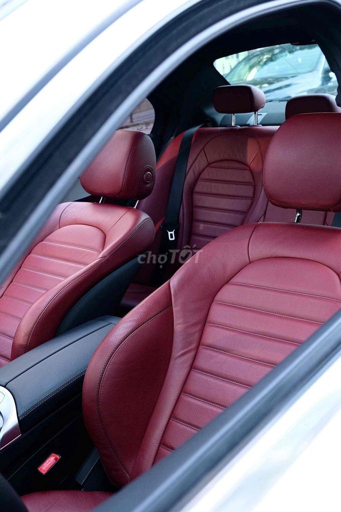 Mercedes-Benz C-Class C300 AMG 2017 Trắng. Mua bán Ô tô tại Quận 7 Tp Hồ Chí Minh được đăng bởi Quý Auto Nam Sài Gòn hình 9
