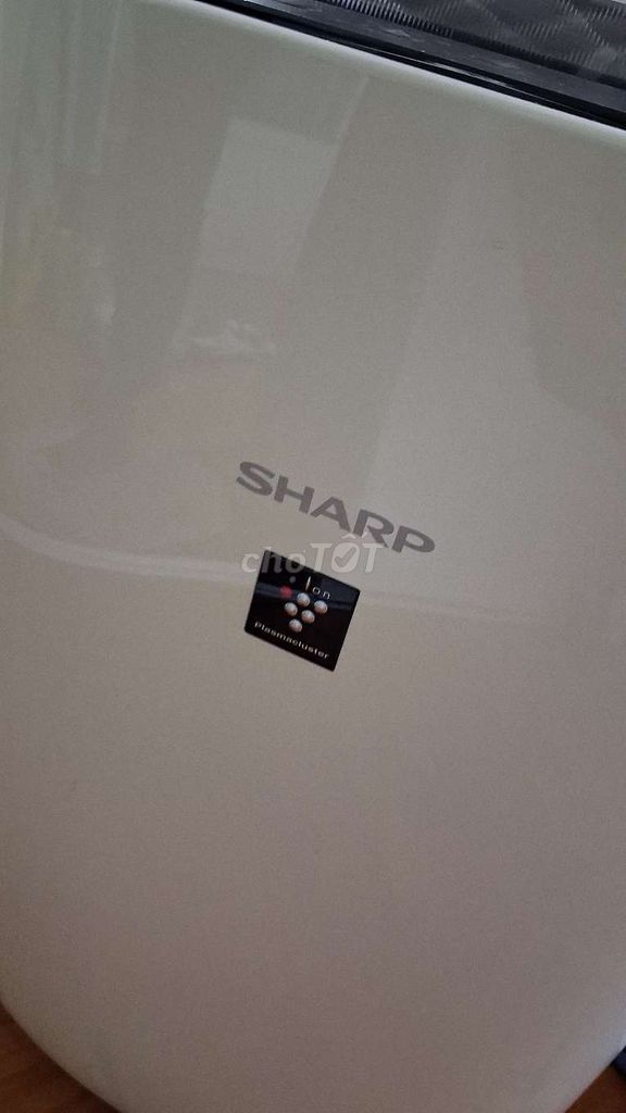 Máy lọc không khí Sharp FP-J40E-W. Mua bán Nội thất, đồ gia dụng khác tại Thành phố Long Khánh Đồng Nai được đăng bởi Leonardo hình 1