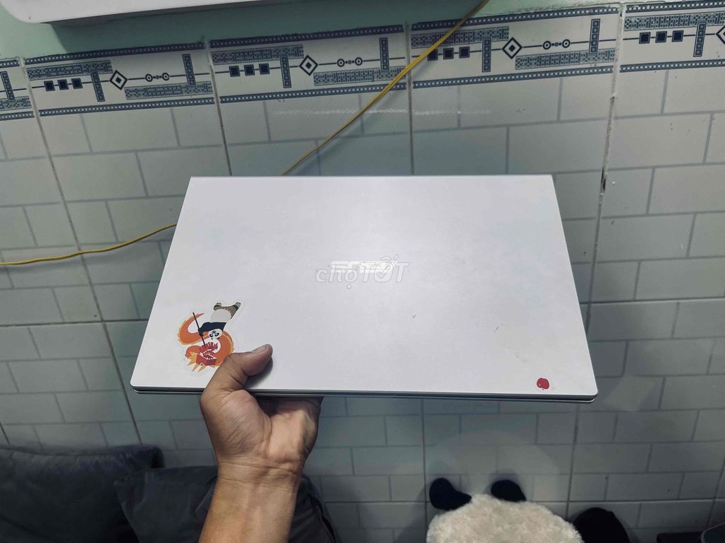 Asus Celeron N4020 15.6 inch 4GB/256GB SSD có xước. Mua bán Laptop tại Thị xã Tân Uyên Bình Dương được đăng bởi lê âu hình 1