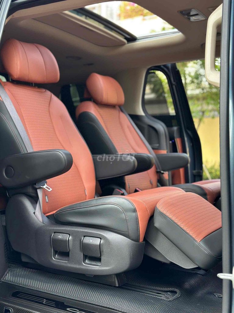 Kia Carnival 2022 Signature 2.2D - lướt 28.000km. Mua bán Ô tô tại Quận 1 Tp Hồ Chí Minh được đăng bởi Nguyên hình 10