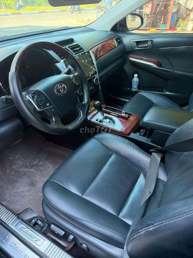 Toyota Camry 2012, 2.5Q, АКПП, черный