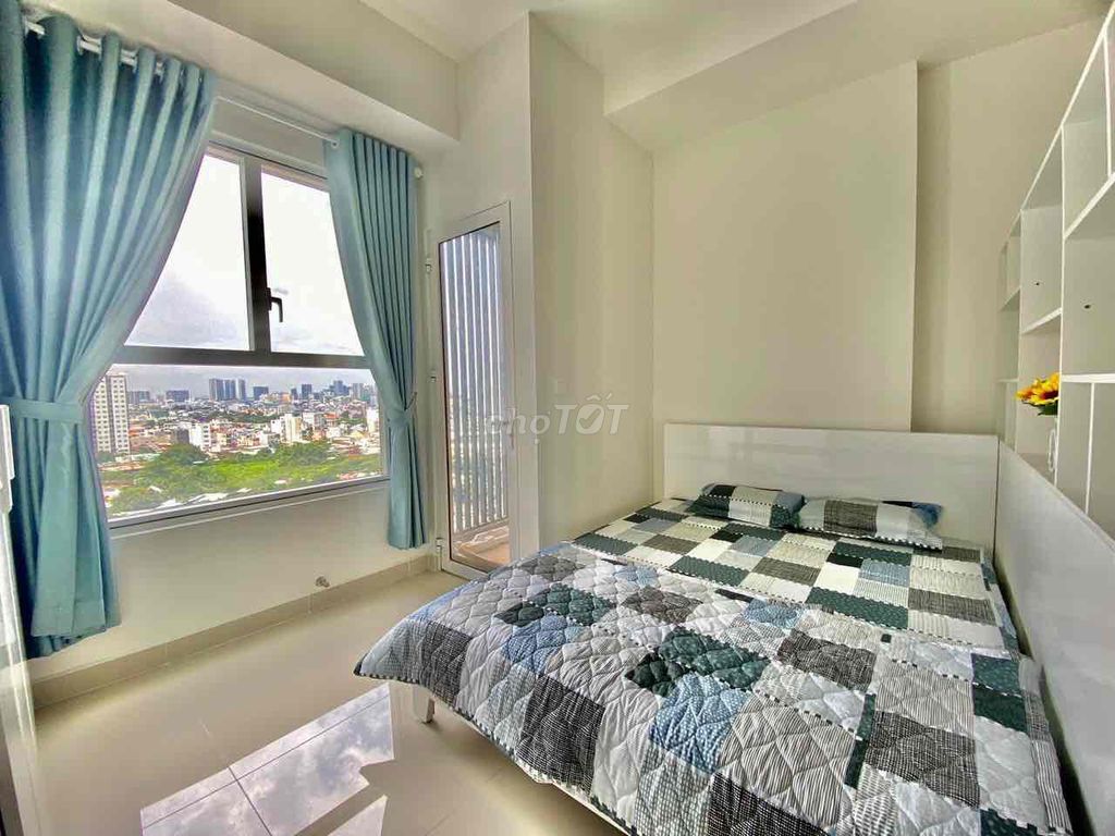 Cho thuê căn hộ Sunrise CityView ngắn hạn Q7 lh :