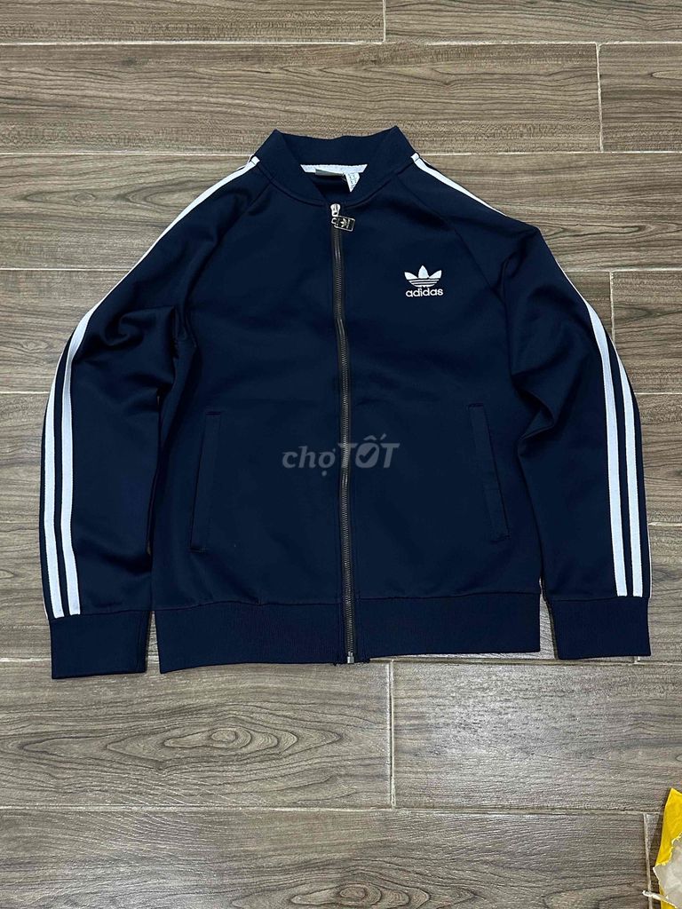 Áo khoác Adidas mới 100%. Mua bán Quần áo tại Thành phố Thủ Đức Tp Hồ Chí Minh được đăng bởi Nguyễn Tấn Lực hình 1