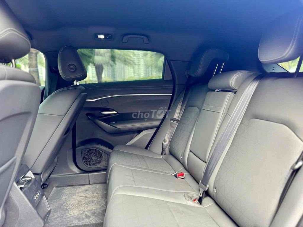 VinFast VF7 2025 Plus 1 Cầu - 10000 km. Mua bán Ô tô tại Huyện Bình Chánh Tp Hồ Chí Minh được đăng bởi Quốc Nhẫn hình 8