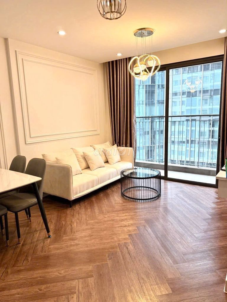 Квартира с 2 спальнями, полностью меблированная, Vinhomes Ocean Park