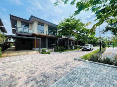 Biệt thự đơn lập 225m2 view cực thoáng, chiết khấu 23%, mua từ CĐT. Mua bán nhà ở tại Huyện Bến Lức Long An được đăng bởi Nguyễn Thị Thanh Loan