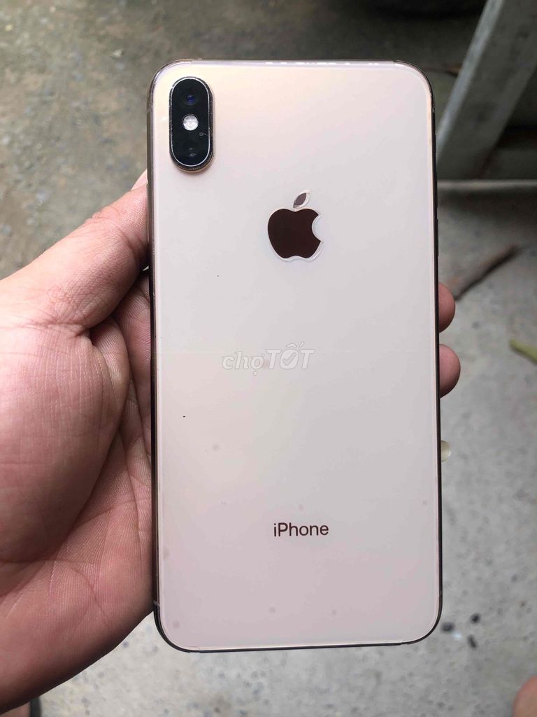 iPhone Xs Max 64GB Vàng Like New. Mua bán Điện thoại tại Quận Bình Tân Tp Hồ Chí Minh được đăng bởi L    A    M hình 1