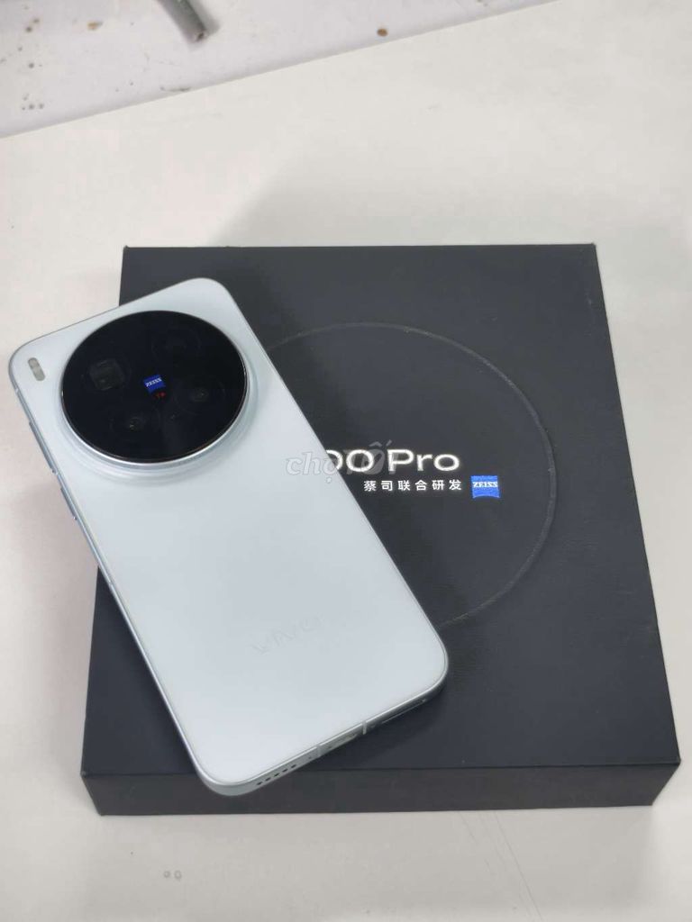 Vivo X300 Pro 256GB Bạc Đã sử dụng. Mua bán Điện thoại tại Thành phố Thủ Dầu Một Bình Dương được đăng bởi Dương Nguyễn hình 1