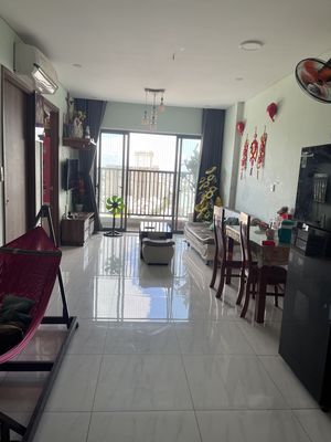 Cần bán căn hộ dvela mặt tiền đường huỳnh tấn phát Q7