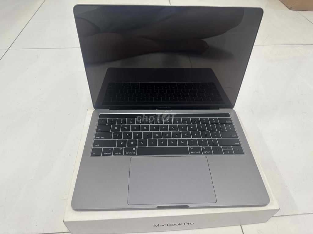 Macbook Pro 13 2019 Gray i5 8g 128g nguyên zin ful