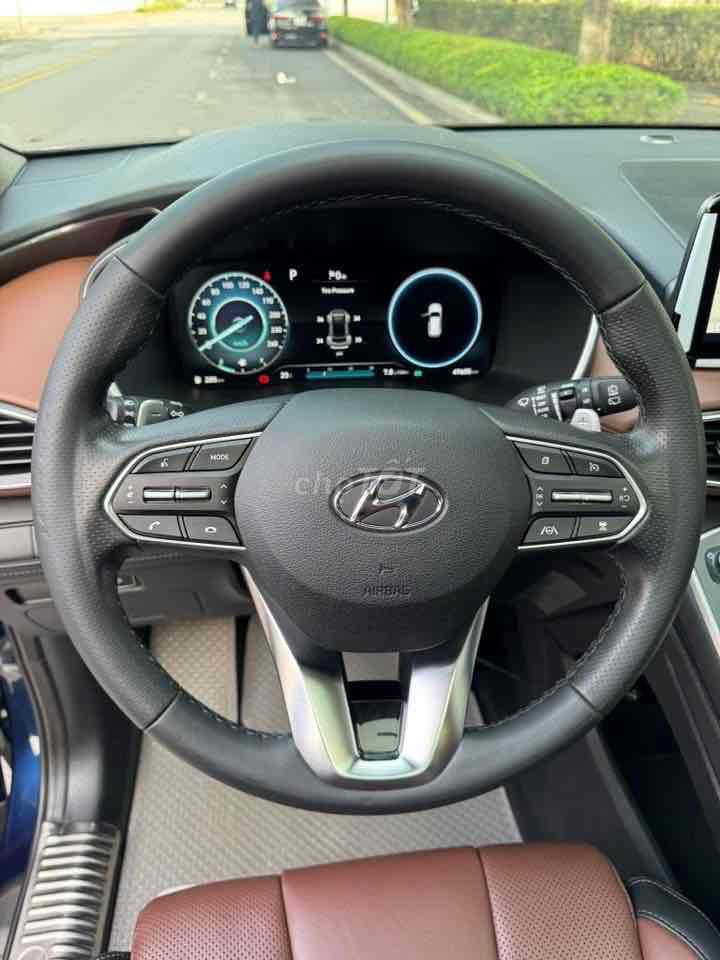 Santafe 2022 bản 2.2D Premium 47000 km siêu mới. Mua bán Ô tô tại Quận Cầu Giấy Hà Nội được đăng bởi TRUNG HIẾU AUTO hình 8