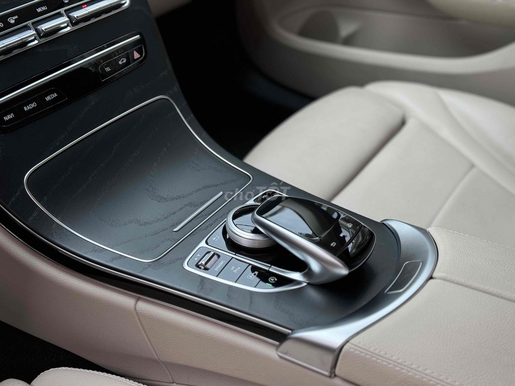 Mercedes Benz C Class 2019 C200 - 34000 km. Mua bán Ô tô tại Quận 11 Tp Hồ Chí Minh được đăng bởi Thành Mazda  hình 8