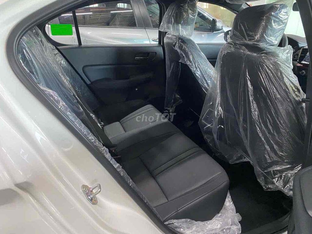 Honda City RS Trắng sẵn giao ngay giá tốt. Mua bán Ô tô tại Huyện Hoài Đức Hà Nội được đăng bởi Thành Long Honda Hà Nội hình 14
