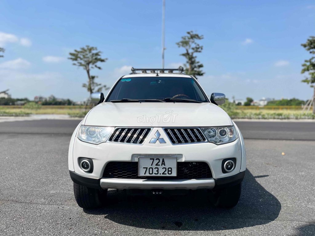 Pajero 2011 máy Dầu tự động ngon trong tầm lúa