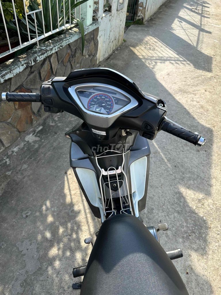 Cần Bán Fu X Fi. Mua bán Xe máy tại Huyện Cần Đước Long An được đăng bởi Phạm Thiện hình 3