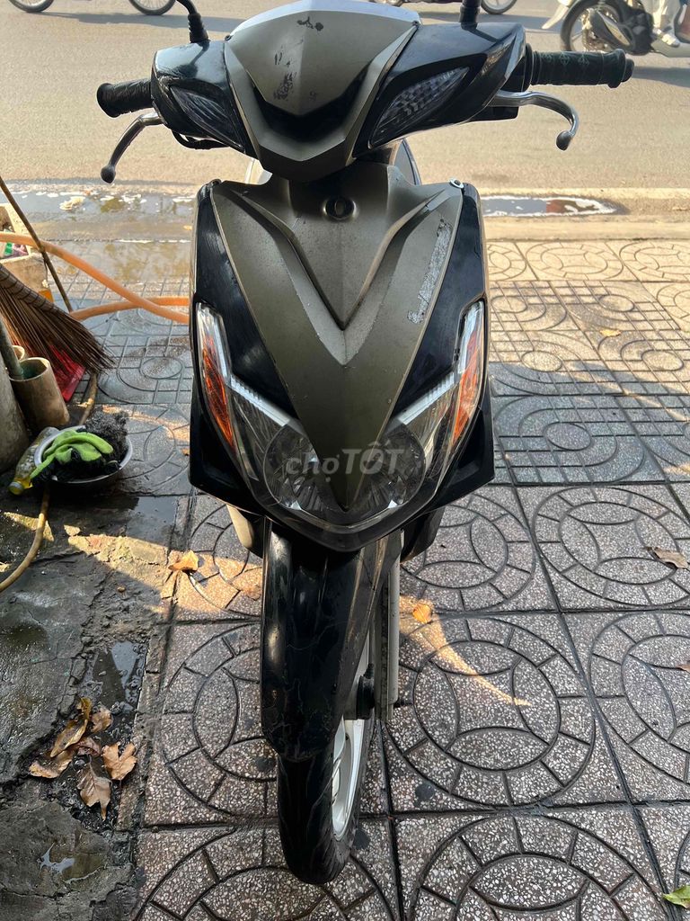 bán luvilas bình xăng bs 61. Mua bán Xe máy tại Quận Ninh Kiều Cần Thơ được đăng bởi Mười hình 1