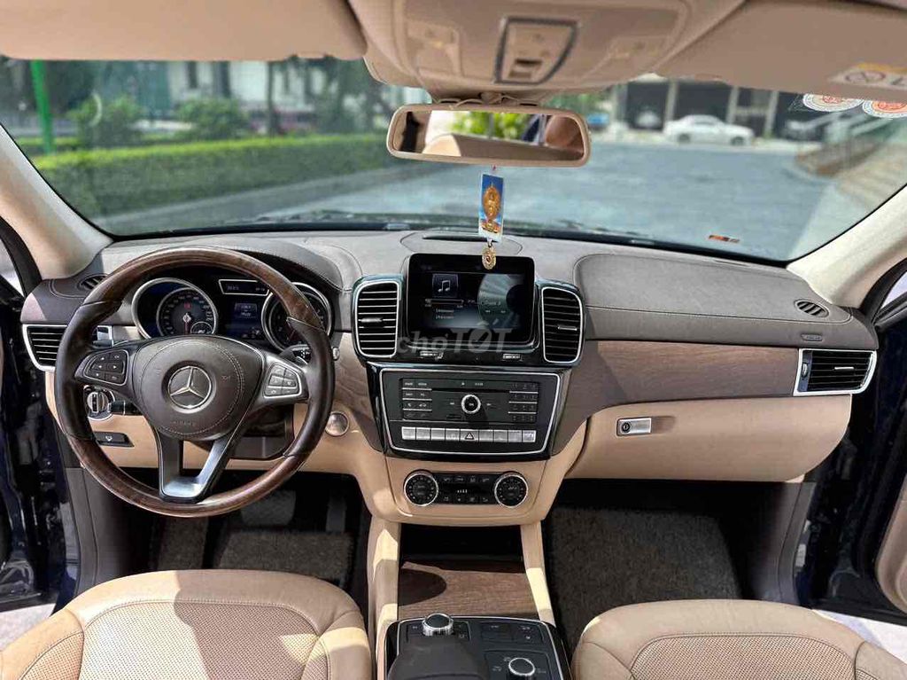 Mercedes Benz GLS Class 2016 400 4Matic - 79000 km. Mua bán Ô tô tại Quận Bắc Từ Liêm Hà Nội được đăng bởi Mr PHÁT THÁI HÀ AUTO hình 19