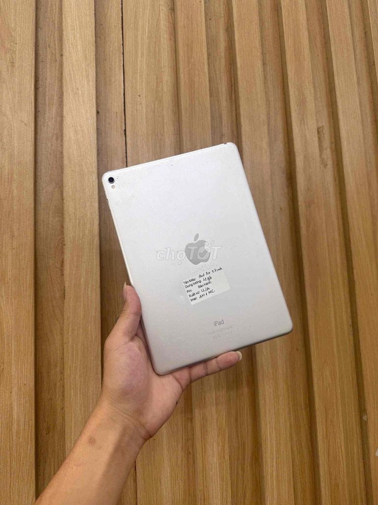 Apple iPad Pro 9.7 inch 32GB Bạc Đã qua sử dụng. Mua bán Máy tính bảng tại Quận Đống Đa Hà Nội được đăng bởi Hanoi moibile đức hình 1
