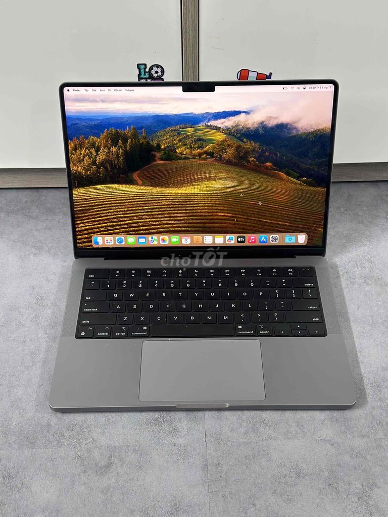 Macbook pro M3 14' gray Ram 16/512GB Pin 100 lướt