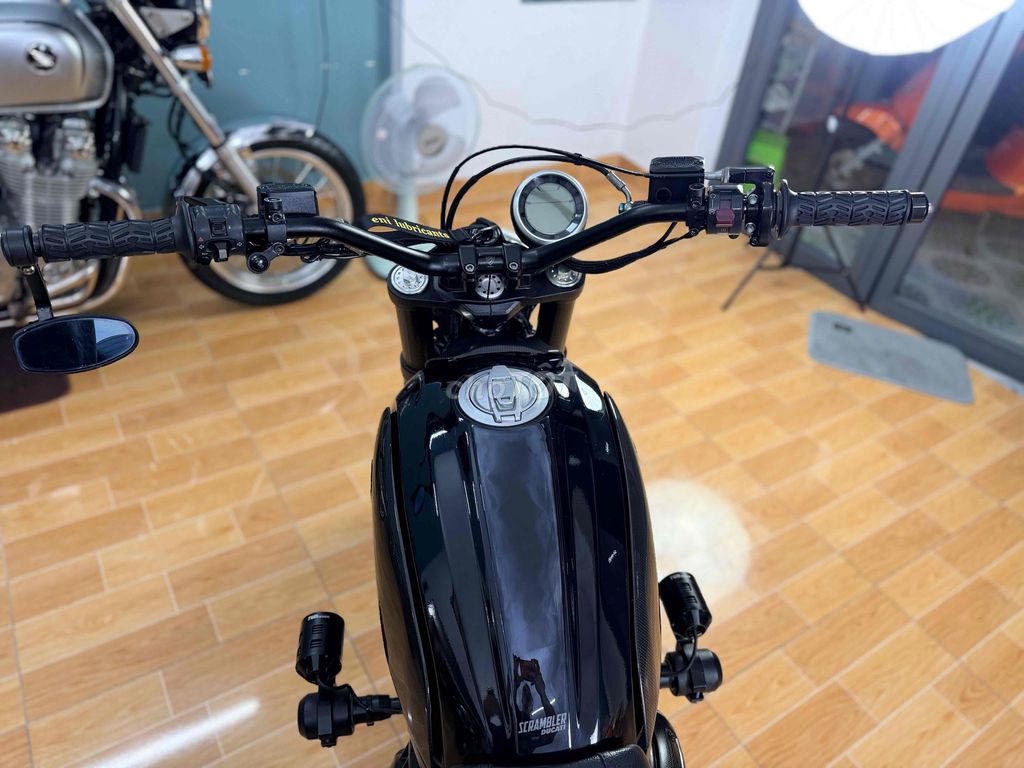 Ducati Scrambler Icon 800 ABS 2018 Черный 18900км