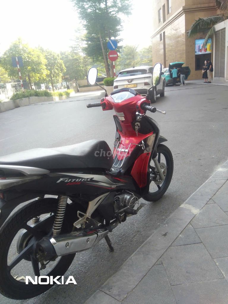 Cần bán Xe số Honda Future Fi 2016 Đen Đỏ CG HN. Mua bán Xe máy tại Quận Cầu Giấy Hà Nội được đăng bởi Viet A hình 2